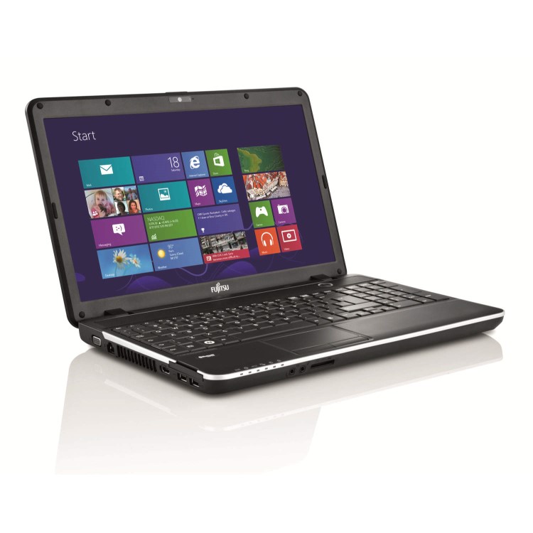 GRADE A1 - As new but box opened - Fujitsu LIFEBOOK A512 15.6 Inch  Core i3 8GB 750GB DVDSM Windows 8.1 Laptop in Black