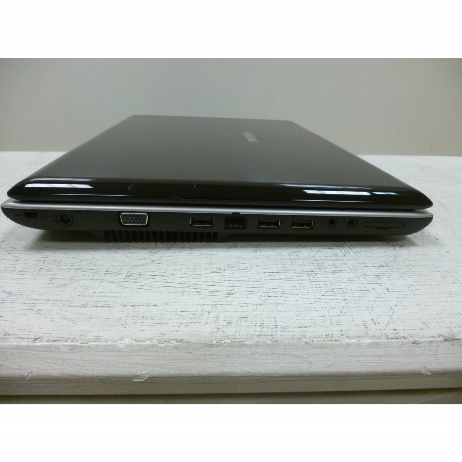 Preowned T3 Samsung R519 NP-R519-JA02UK Laptop in Black/Silver ...