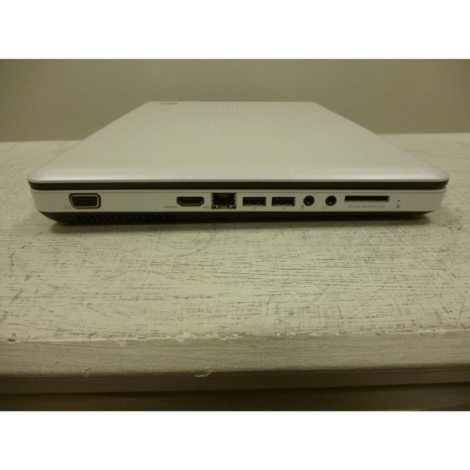 Preowned T2 HP G62 XF335EA laptop in White/Black Trim Laptops Direct