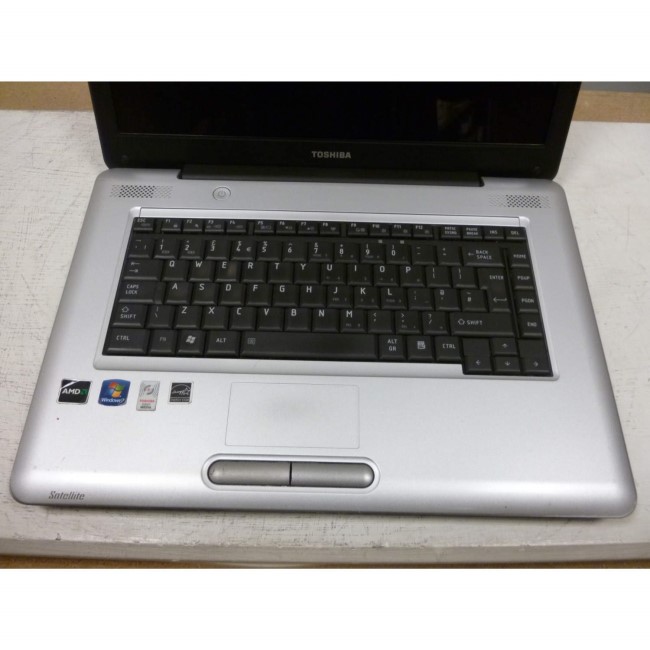 Preowned T2 Toshiba Satellite L450D-128 PSLY5E-0130LEN Laptop