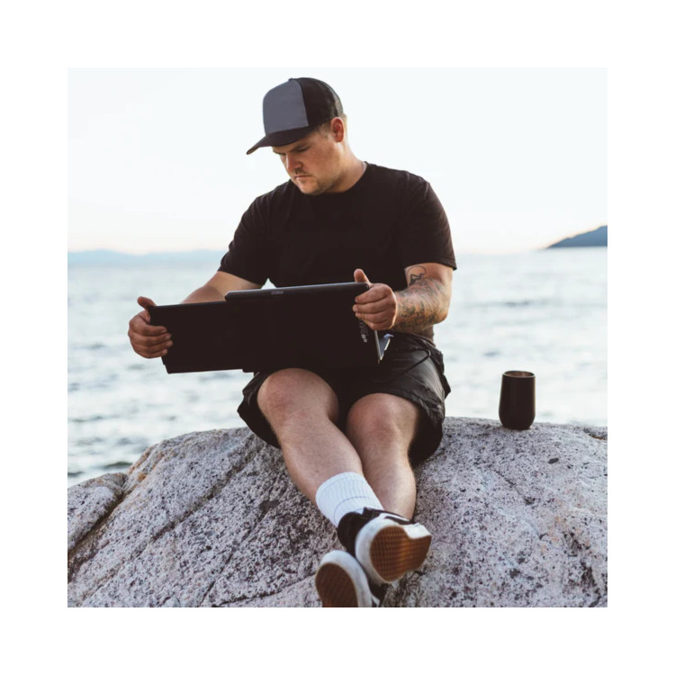 Refurbished Mobile Pixels DUEX Plus 13.3 " Full HD Portable Monitor