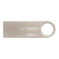 Kingston DataTraveler SE9 32GB USB 2.0 Flash Drive