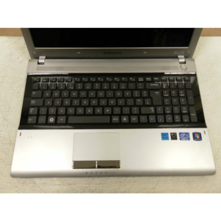 Preowned T2 Samsung RV520 NP-RV520-A07UK Core i3 Windows 7 Laptop 