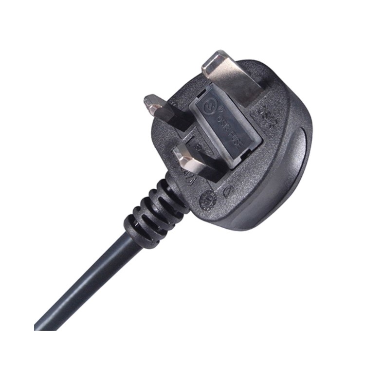 Computer Gear 27-0084B UK Mains Power Cable UK Plug to C13 Socket