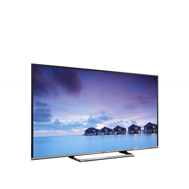 GRADE A2 - Panasonic TX-55CS520B 55 Inch Smart LED TV