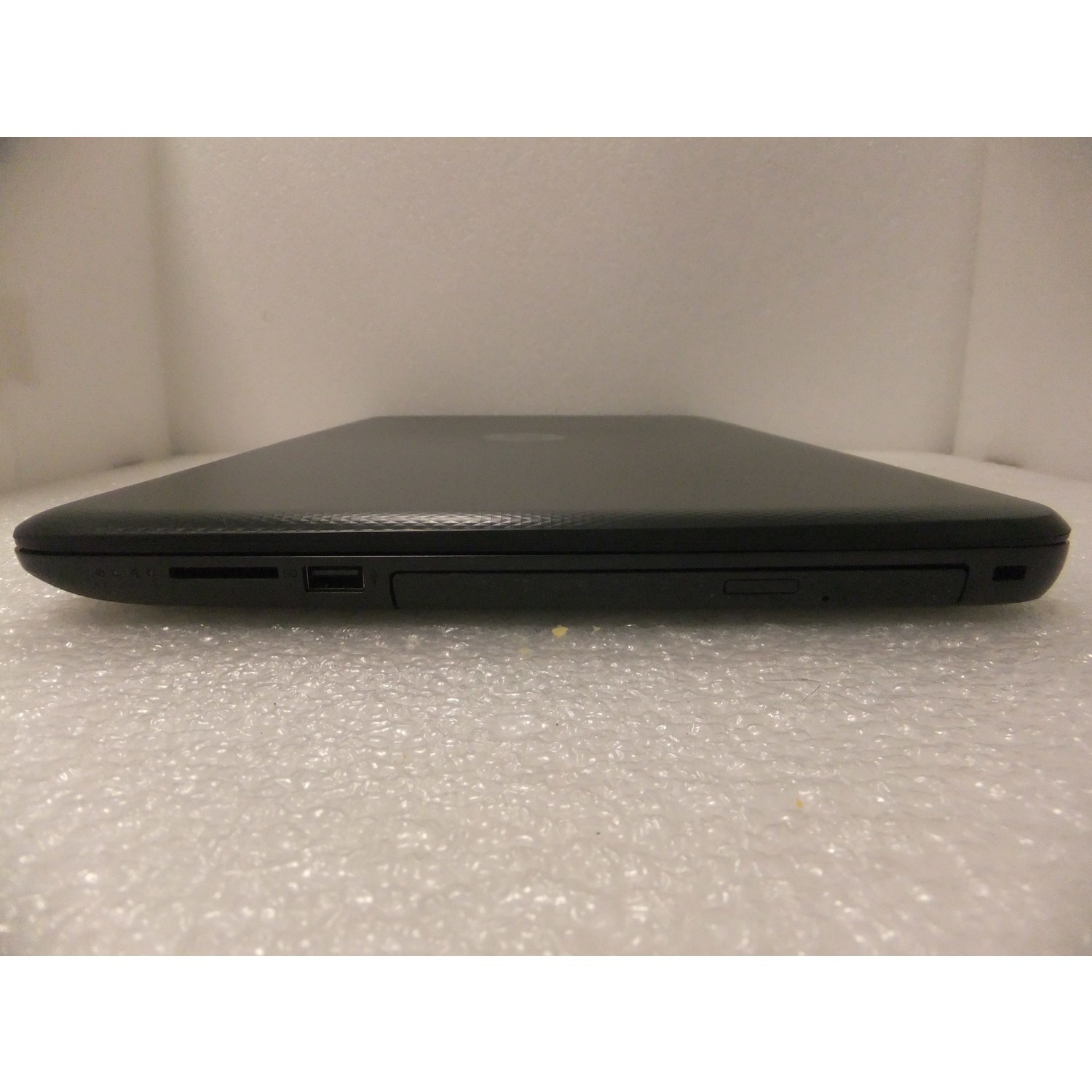 Pre-Owned Grade T1 HP 250 G4 Dark Grey/Black Intel Core i3-5005U 2GHz 4GB  500GB 15.6 Windows 7 Professional DVD-RW Laptop 30days