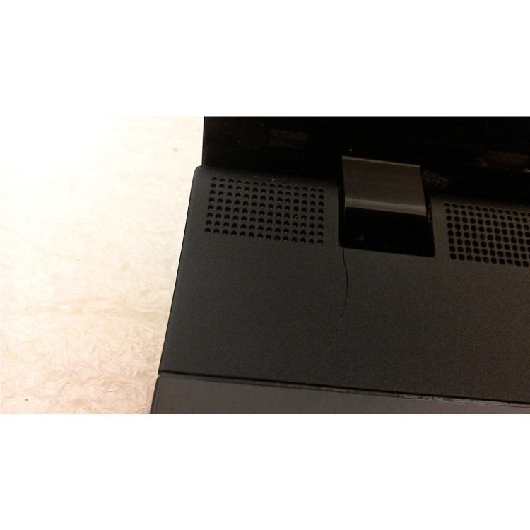 Pre-Owned Samsung  NP300E7A 15.6" Intel Core-i5 2450M 2.5GHz 4GB 500GB Windows 7 DVD-RW Laptop 