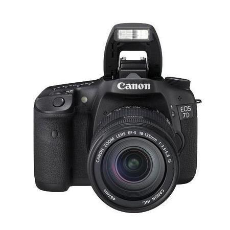 Canon EOS 7D Digital SLR Camera with 15-135mm 