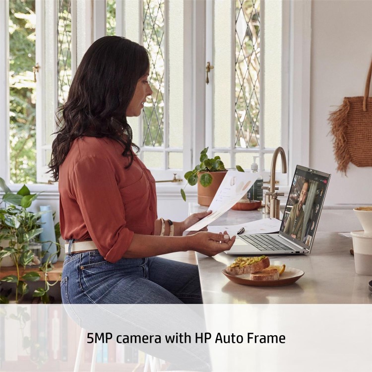 HP EliteBook 860 G9 Intel Core i5 8GB RAM 256GB SSD 16 Inch Windows 11 Pro Laptop