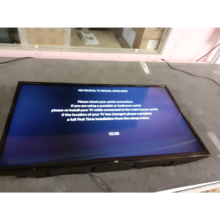 Refurbished Bush 40" 4K Ultra HD with HDR LED Freeview HD Smart TV