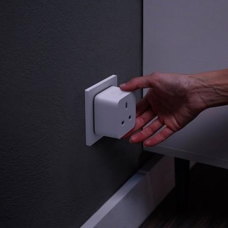 Philips Hue Smart Plug with Bluetooth - Works with Alexa and Google Assistant