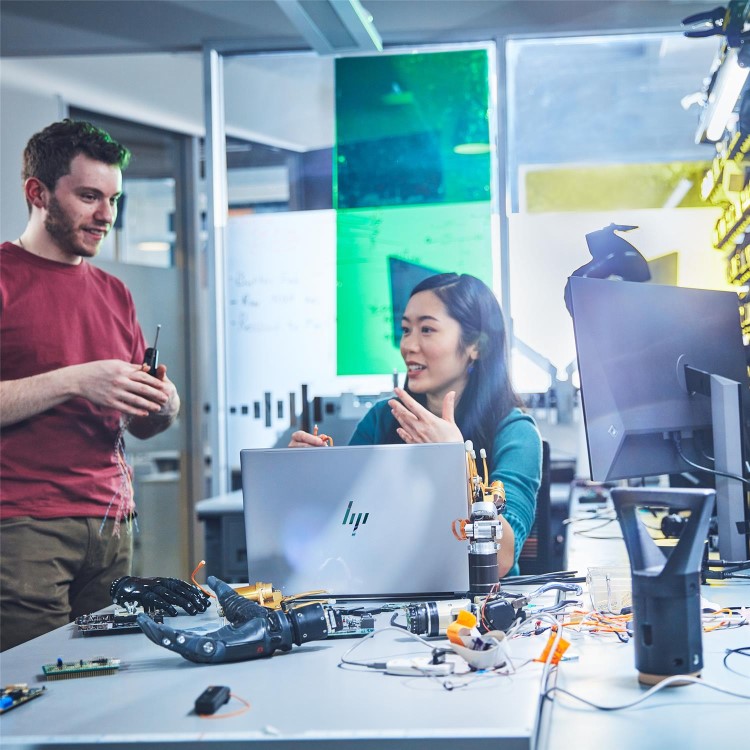 HP ZBook Fury G11 Intel Core i9-14900HX 32GB RAM 1TB SSD NVIDIA RTX 3500 Ada 16 Inch Windows 11 Pro Laptop