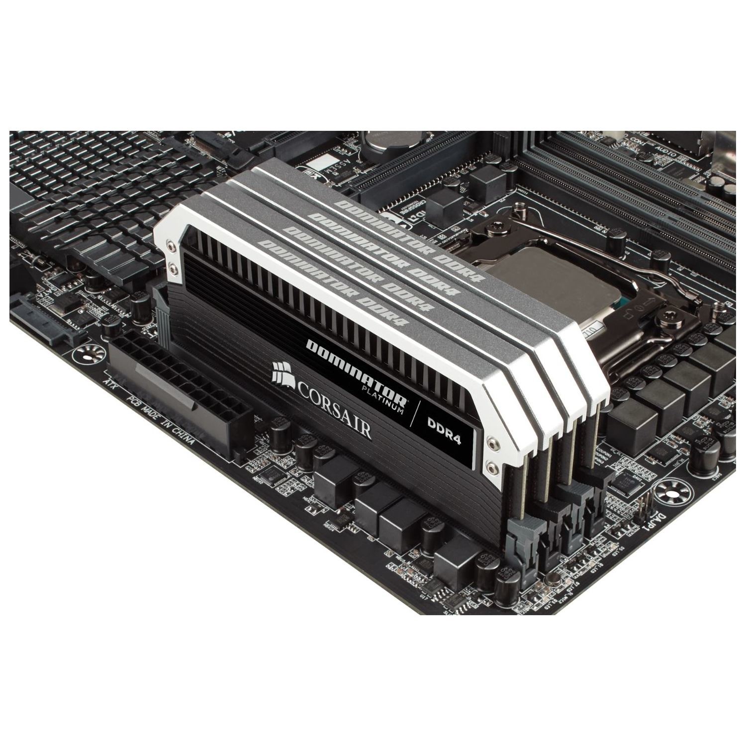 Corsair Dominator Platinum 32GB 4x8GB DDR4 2133MHz 1.2V DIMM