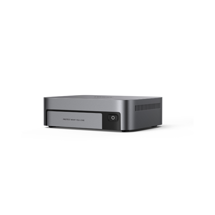 UGREEN NASync DXP480T Plus 8GB RAM SATA Desktop NAS Expansion Enclosure