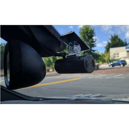 Thinkware F50 Full HD GPS Dash Cam - 8GB SD Card with In-Car Charger ...