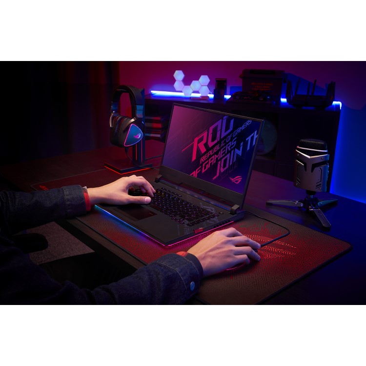 Asus ROG Strix SCAR 17 G732 Core i7-10875H 32GB 1TB SSD 17.3 Inch FHD 300Hz GeForce RTX 2080 Windows 10 Gaming Laptop