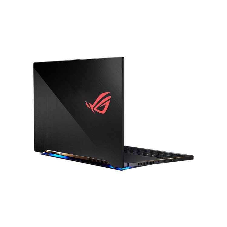 Asus ROG ZEPHYRUS S GX701 Core i7-10875H 32GB 1TB SSD 17.3 Inch FHD 300Hz GeForce RTX 2080 Windows 10 Gaming Laptop