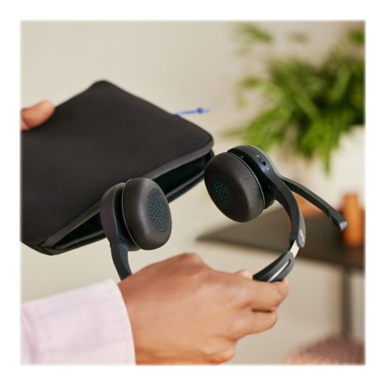 Cisco Headset 722 Bluetooth Wireless with Charging Stand Headset Carbon Black