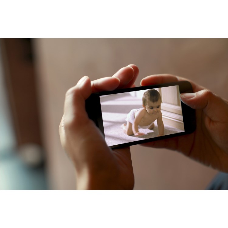 electriQ HD 720p Wifi Baby Monitoring Pan Tilt Zoom Camera with 2-way Audio & dedicated App