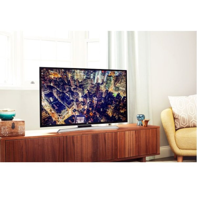 GRADE A1 - JVC LT-40C880 40" 4K Ultra HD Smart HDR LED TV with 1 Year Warranty