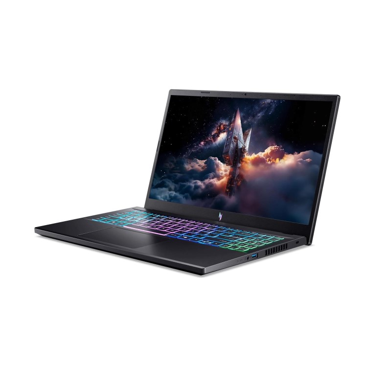 Acer Nitro V15 (ANV15-A31) gaming laptop - AMD Ryzen 5 150, NVIDIA RTX 5060, 15.6" 165Hz Full HD (1920x1080), 16GB DDR5, 512GB SSD
