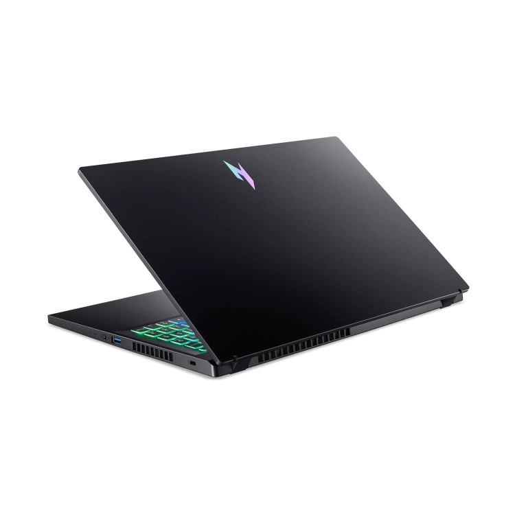 Acer Nitro V15 (ANV15-A31) gaming laptop - AMD Ryzen 5 150, NVIDIA RTX 5060, 15.6" 165Hz Full HD (1920x1080), 16GB DDR5, 512GB SSD