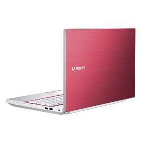 Samsung 300V Windows 7 Laptop in Pink