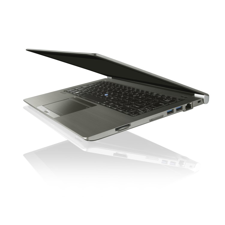 Toshiba Portégé Z30-C-16J Core i5-6200U 8GB 256GB SSD 13.3 Inch Windows 10 Professional Laptop