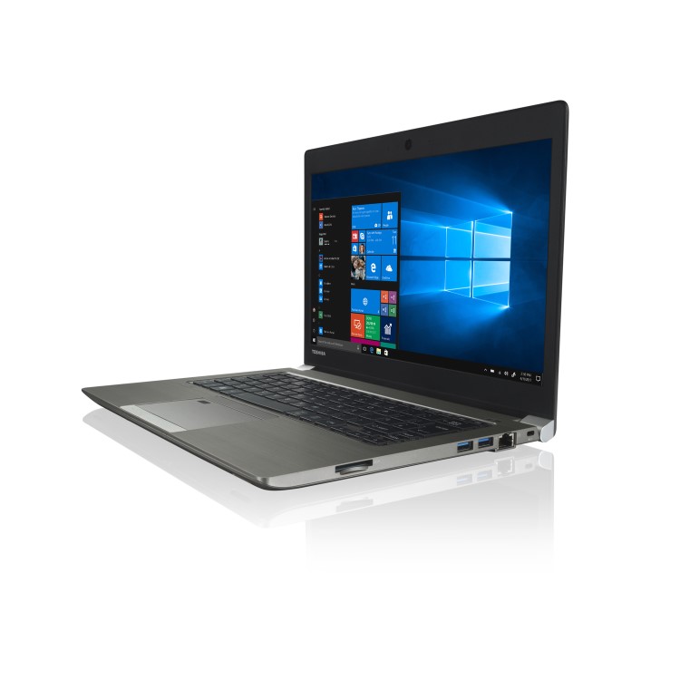 Toshiba Portege Z30-E-15L Core i5-8250U 8GB 128GB 13.3 Inch Full HD Windows 10 Pro Laptop