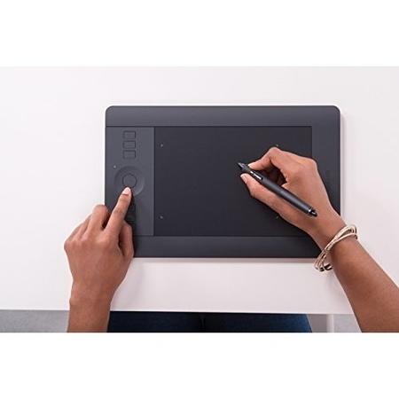 Wacom Intuos Pro PTH-451-ENES 12 Inch Graphics Tablet