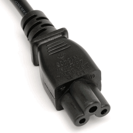 Toshiba 2Metre 3-Pin Clover UK 