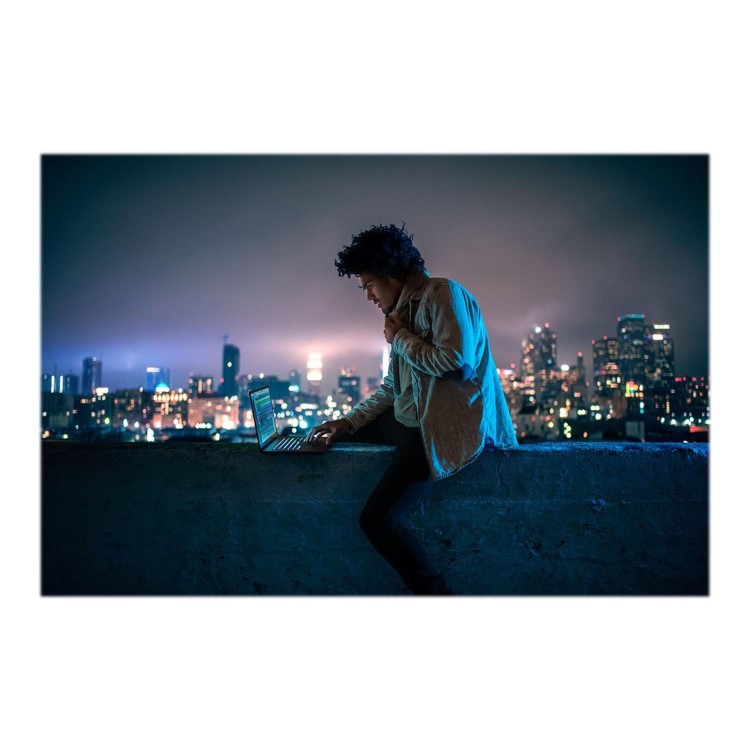 Razer Blade C1NT Core i7-8750H 16GB 256GB SSD 15.6 Inch FHD GeForce GTX 1070 Windows 10 Home Gaming Laptop