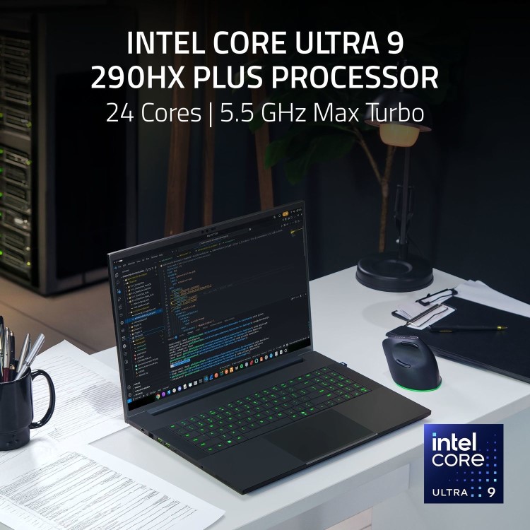 Razer Blade 18 Intel Core Ultra 9 32GB RAM 1TB SSD GeForce RTX 5080 240Hz 18 Inch Windows 11 Gaming Laptop