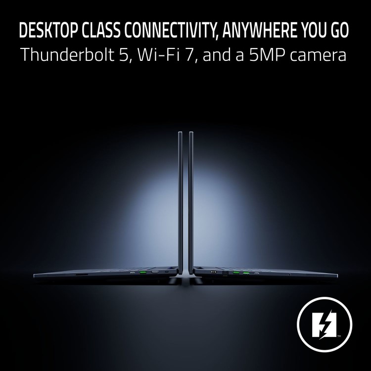 Razer Blade 18 Intel Core Ultra 9 32GB RAM 1TB SSD GeForce RTX 5080 240Hz 18 Inch Windows 11 Gaming Laptop