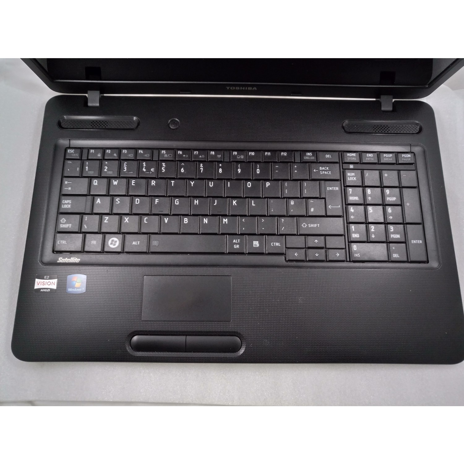 Refurbished Toshiba Satellite C670D-11K E-450 4GB 640GB 17.3