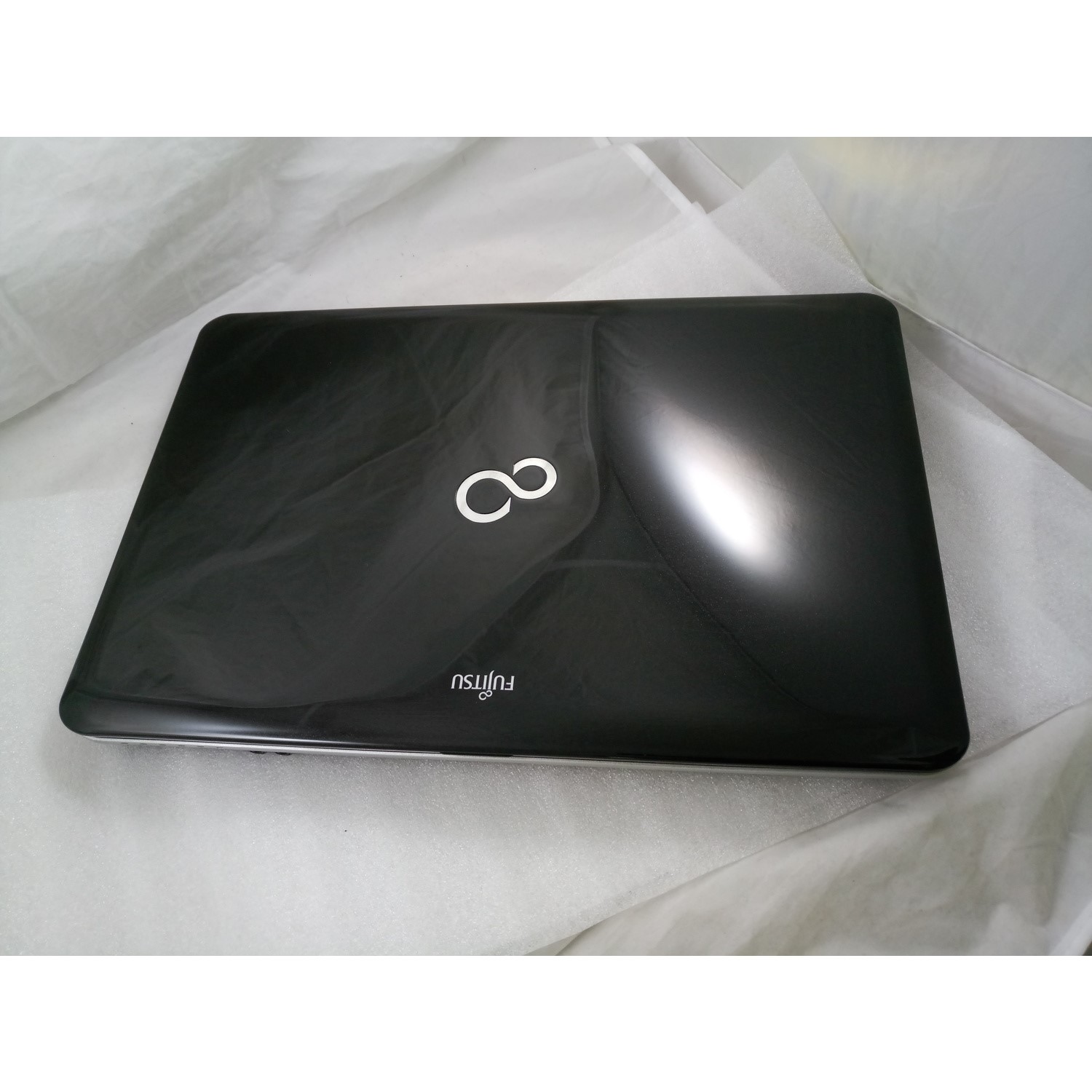 Refurbished Fujitsu Lifebook AH531 Core I3-2310M 4GB 500GB Refurbished Fujitsu Lifebook AH531 Core I3-2310M 4GB 500GB