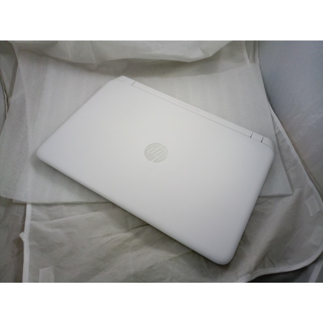 Refurbished HP 15P078SA INTEL CORE I34030U 8GB 1TB Windows 10 15.6