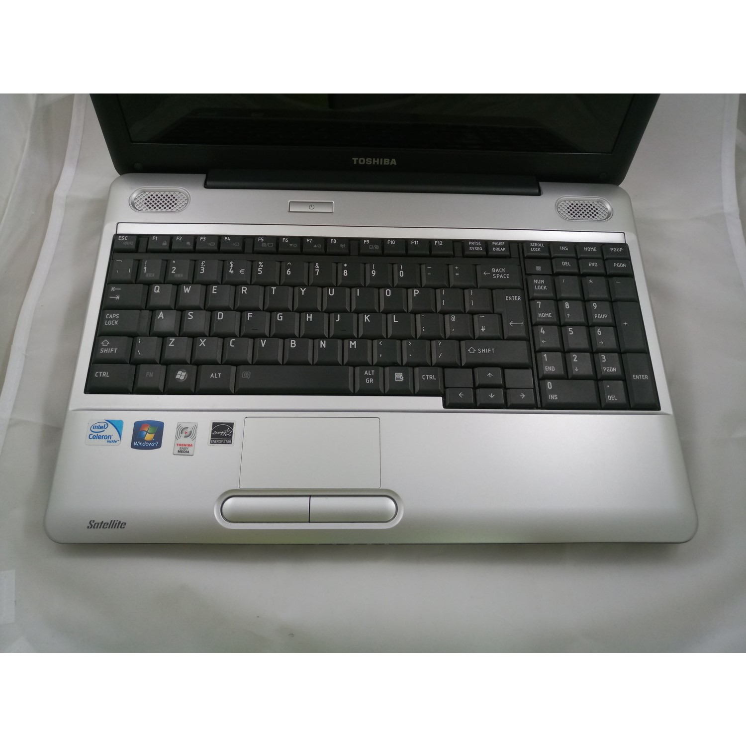 Refurbished TOSHIBA SATELLITE L500-1Z5 INTEL CELERON 2GB 250GB