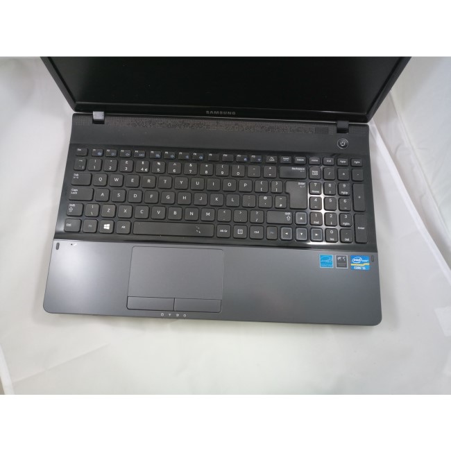 Refurbished SAMSUNG NP3530EC INTEL CORE I5 2ND GEN 6GB 1TB 15.6 Inch Windows 10 Laptop