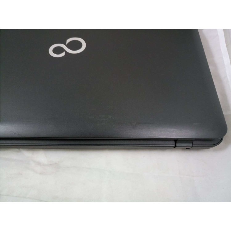 Refurbished FUJITSU LIFEBOOK AH512 Intel Pentium 2GB 320GB 15.6 Inch Windows 10 Laptop