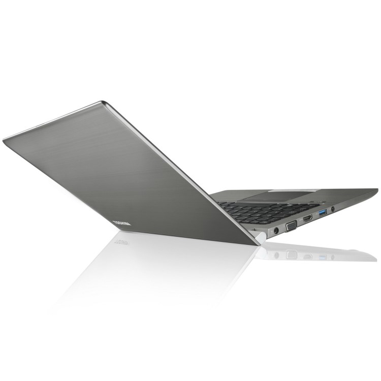 Refurbished Toshiba Portégé Z30 Core i7-5500 8GB 256GB 13.3 Inch Windows 10 Professional Laptop