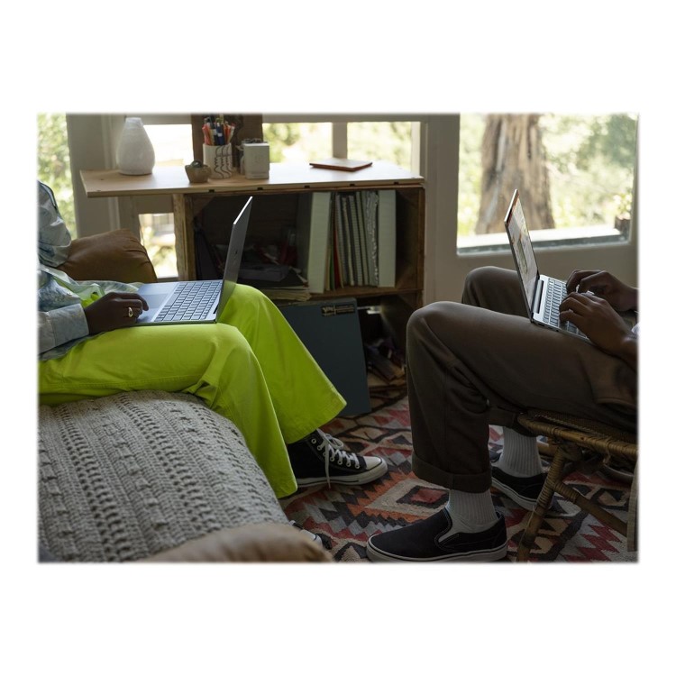 Microsoft Surface Laptop Go Core i5-1035G1 8GB 256GB 12.4 Inch Windows 10 Pro - Ice Blue