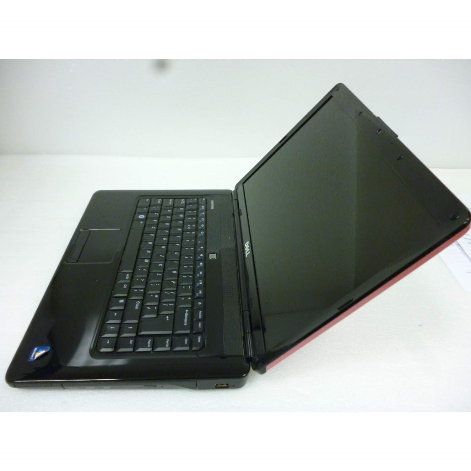 Preowned Grade T1 Dell Inspiron 1545 Windows 7 Laptop in Candy
