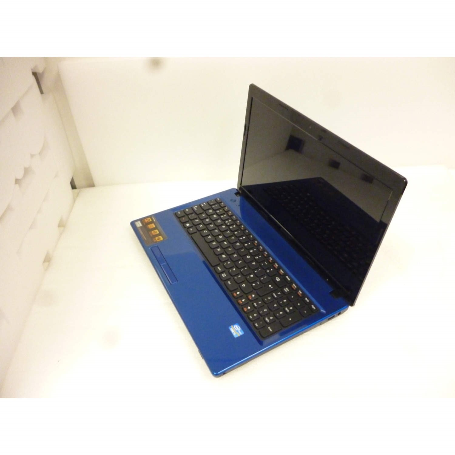 lenovo G580　Win8　Intel Core i7 ほぼ無傷だがジャンク - Lenovo G580 Servers on T2