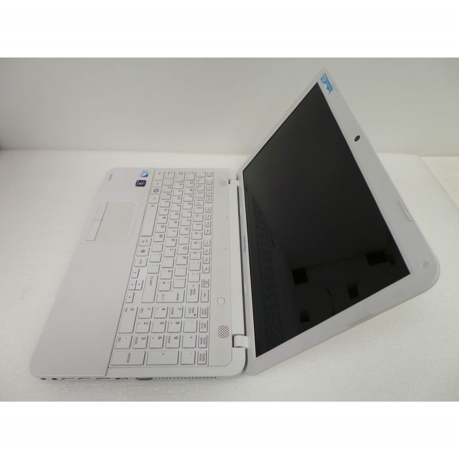 Second User Grade T3 Toshiba Satellite C855-1GR Pentium Dual Core