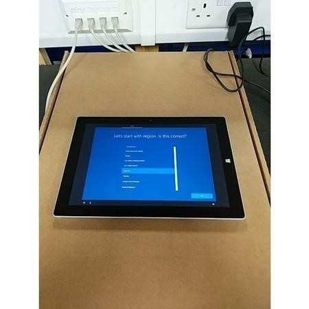 Microsoft Surface 3 64GB - Tablet da 1,6 GHz, Intel Atom Microsoft Surface 3 64GB - Tablet da 1,6 GHz, Intel Atom
