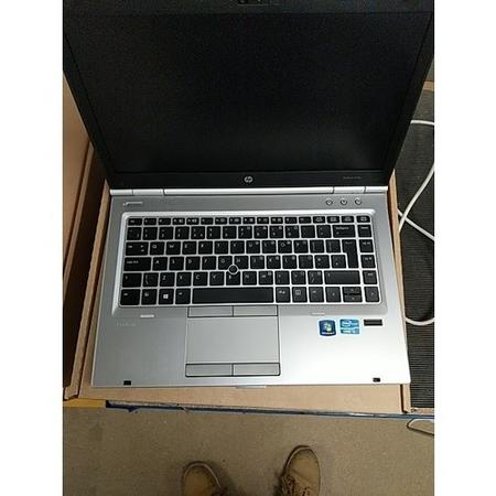 Refurbished HP EliteBook 8470P Core i5-3220M 8GB 1TB 14 Inch Windows 10 Laptop