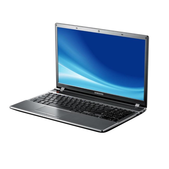 Refurbished Samsung NP550P7C-S05UK Core i7-3630QM 8GB 1000GB 17.3 Inch Windows 10 Pro Laptop