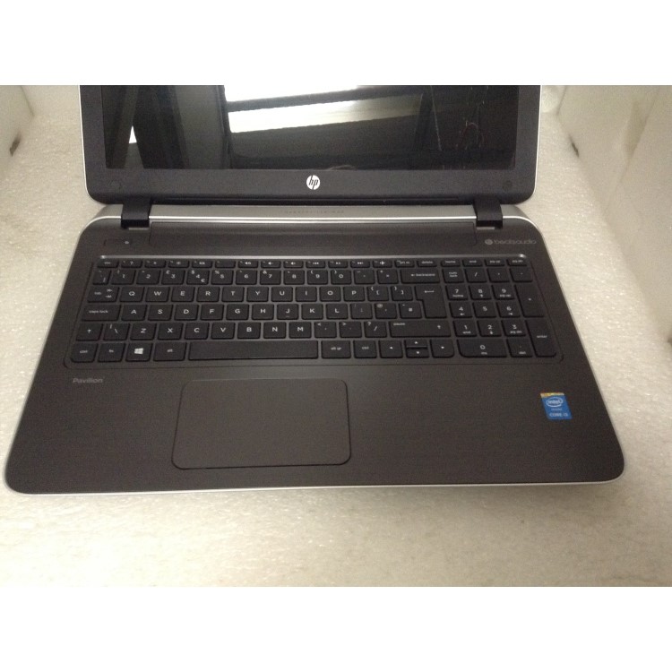 Pre-Owned HP Pavilion 15.6" Intel Core i3-4030U 1.6GHz 8GB 1TB DVD-RW Windows 10 Laptop in Grey