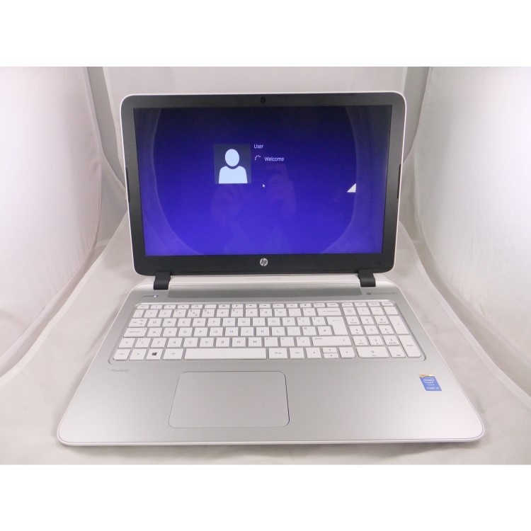 Pre-Owned HP Pavilion 15.6" Intel Core i3-4030U 1.9GHz 8GB 1TB DVD-RW Windows 8.1 Laptop in White